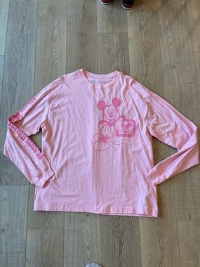 Walt Disney World Women’s  Mickey Mouse Graphic Long-Sleeve Tee Pink XL